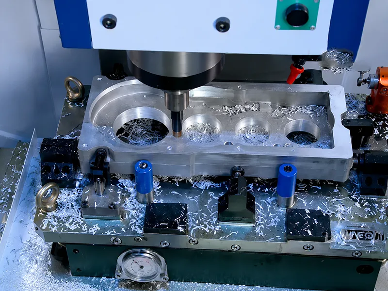 High precision CNC milling machine cutting aluminum workpiece